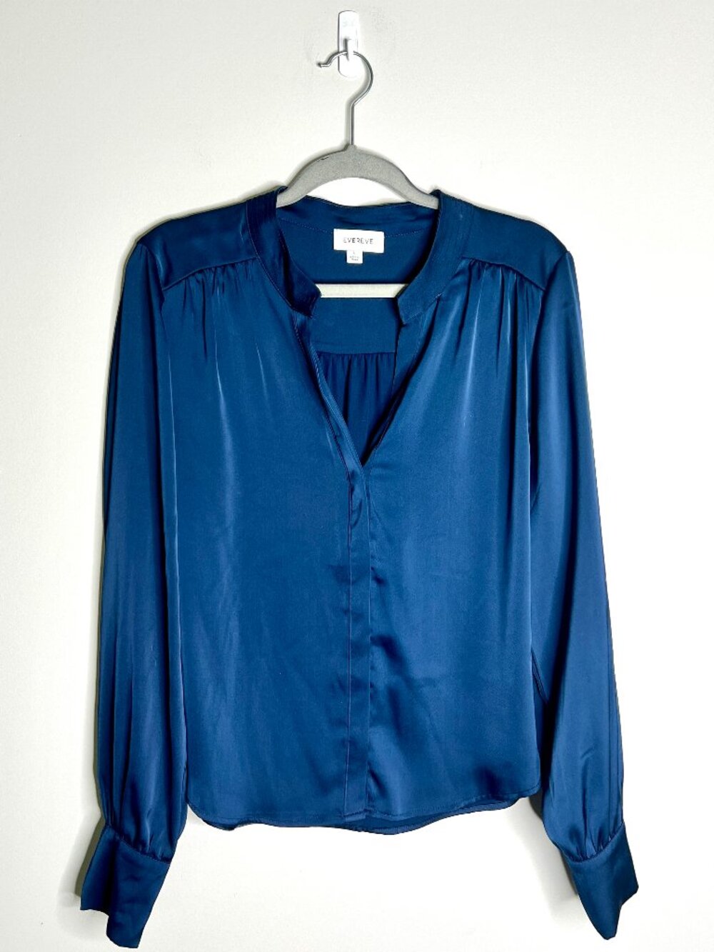 Evereve Split-Neck Navy Blue Satin Popover Top Quiet Luxury Preppy Minimalist L